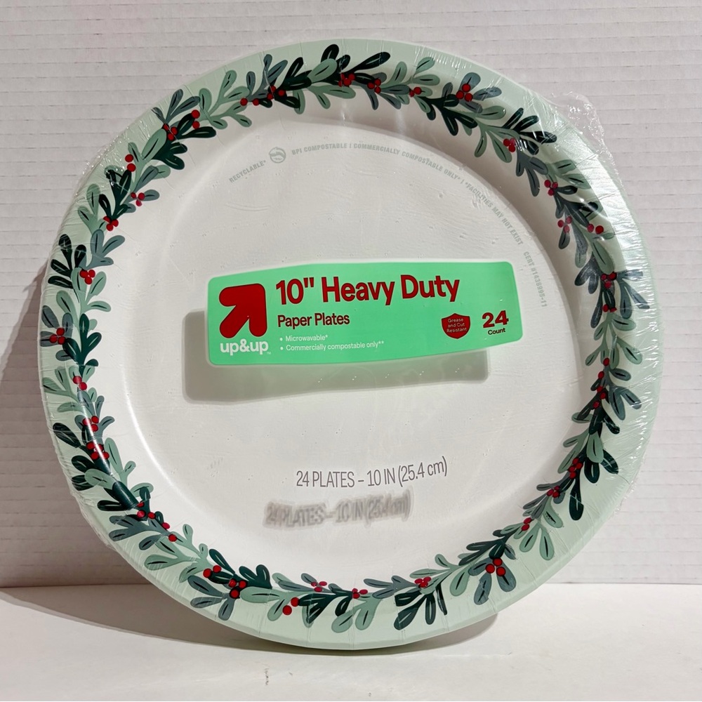 Target Up&up Heavy Duty 10” Paper Plates Limited 24ct Holiday Holly Berry NEW